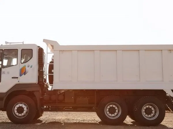 Самосвал Daewoo Novus