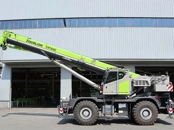 Самоходный кран Zoomlion ZRT600