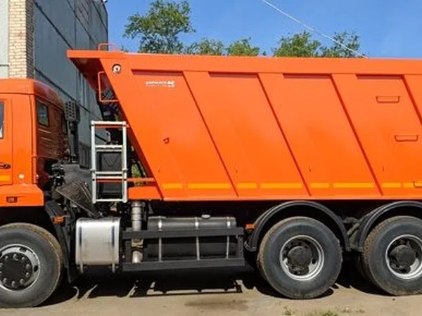 Самосвал КамАЗ 6520