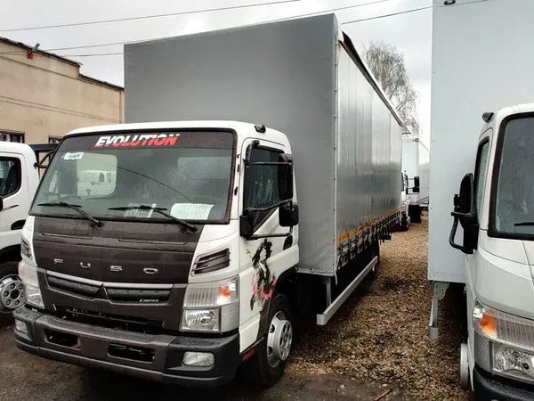 Тентованный автомобиль Mitsubishi Fuso Canter TF