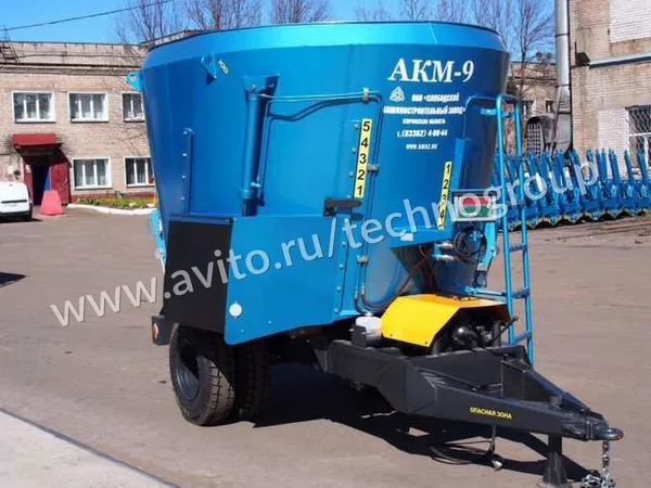 Кормораздатчик Слободской машиностроительный завод АКМ-9