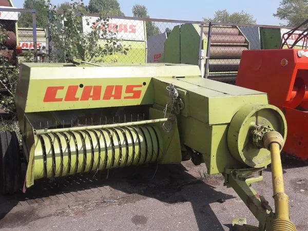 Пресс-подборщик Claas Markant 40
