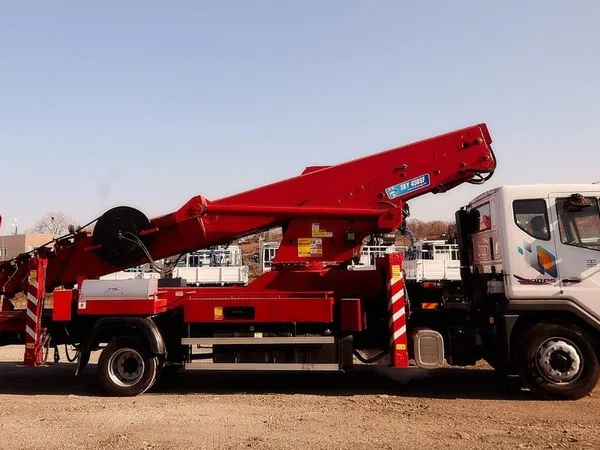 Автовышка Daewoo Novus с АГП HORYONG SKY450SF