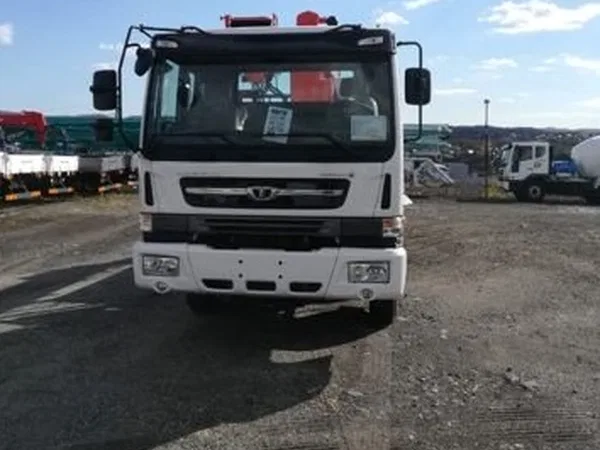 Бортовой грузовик с КМУ Daewoo Novus с КМУ Kanglim KS2605