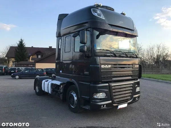 Седельный тягач DAF XF105.460