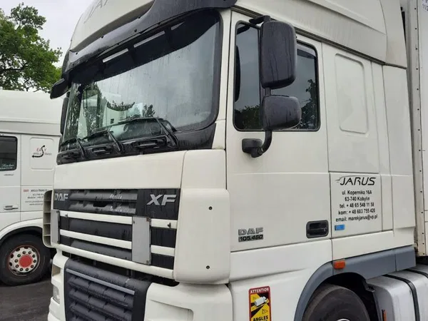 Седельный тягач DAF XF 105.460 SSC