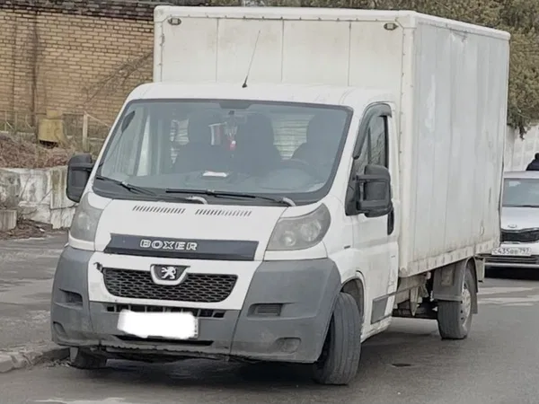 Промтоварный фургон Peugeot Boxer