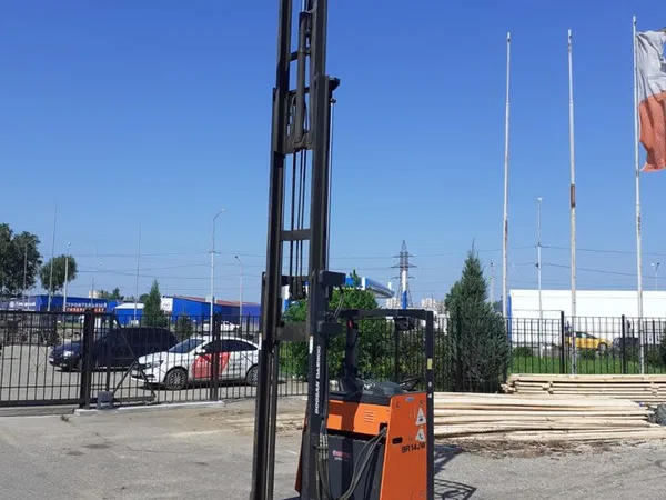 Вилочный электропогрузчик Doosan Daewoo