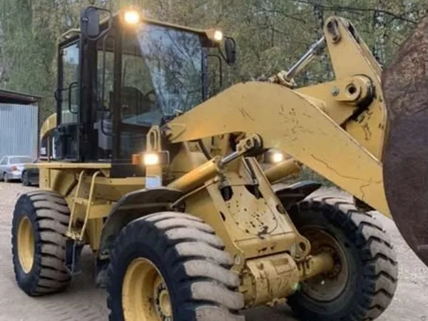 Фронтальный погрузчик Caterpillar 928G