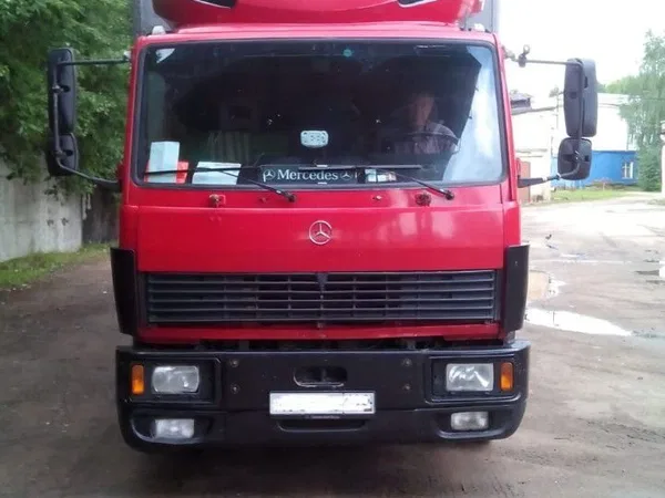 Грузовой фургон Mercedes-Benz 1317