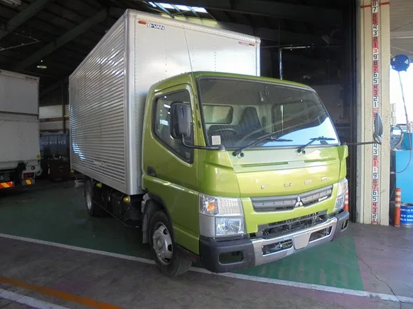 Промтоварный фургон Mitsubishi Fuso Canter TF