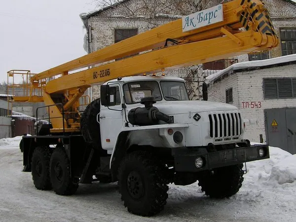 Автовышка УРАЛ 4320 с АГП КЭМЗ ВС-22.05