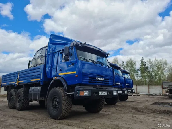 Бортовой грузовик КамАЗ 43118