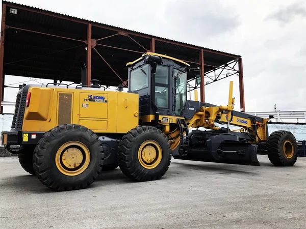 Автогрейдер XCMG GR3005
