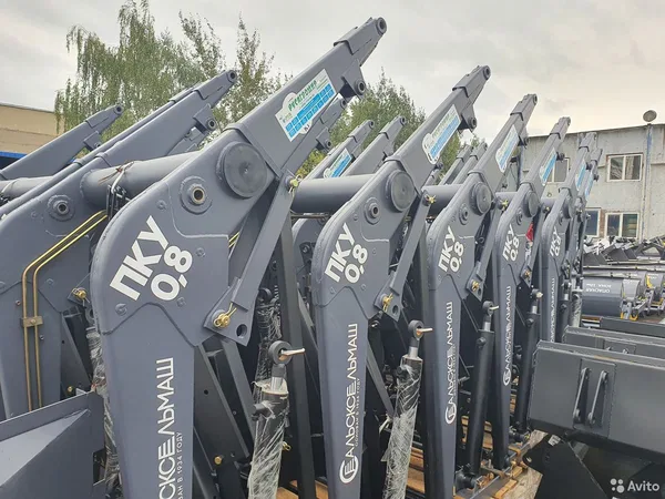 Навесной погрузчик (КУН) Сальсксельмаш ПКУ-0,8