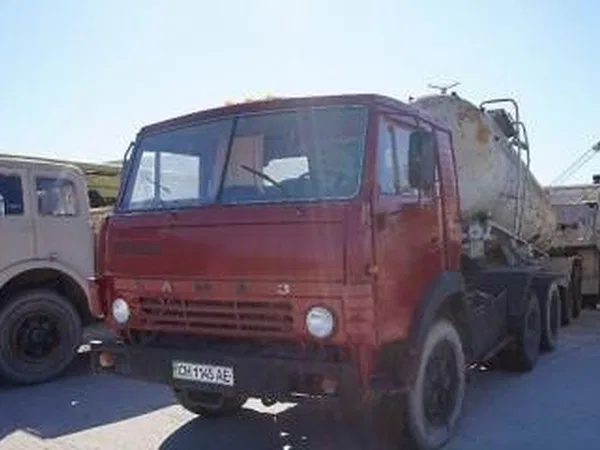 Цементовоз КамАЗ 5410