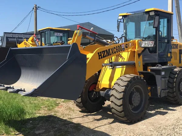Фронтальный погрузчик HZM XC 600