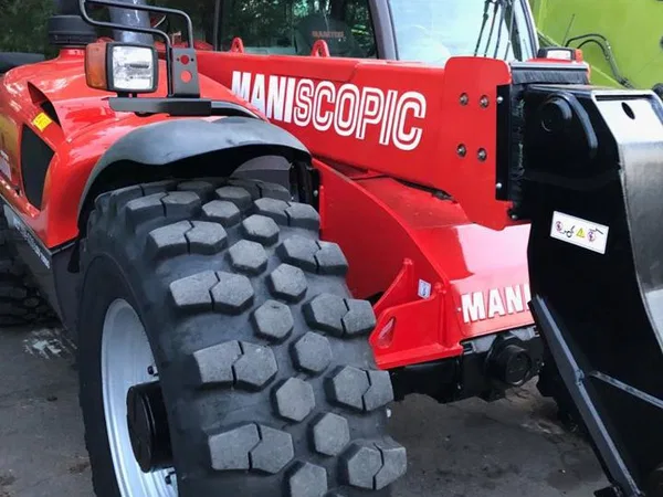 Телескопический погрузчик Manitou MLT 735-120 LSU