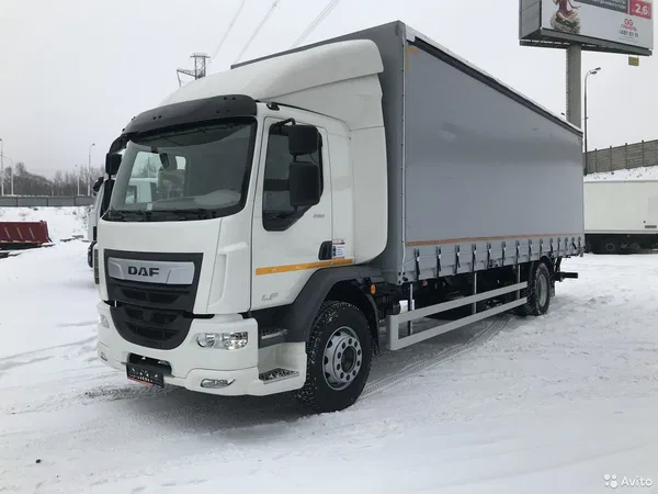 Тентованный грузовик DAF LF 280