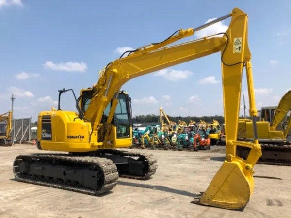 Гусеничный экскаватор Komatsu PC138US-8