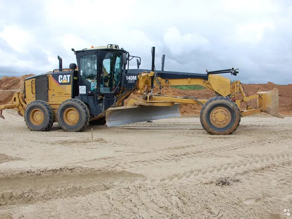 Автогрейдер Caterpillar 140M AWD с 3D Trimble