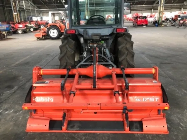 Трактор Kubota KT305