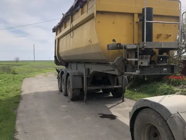 Самосвальный полуприцеп Langendorf