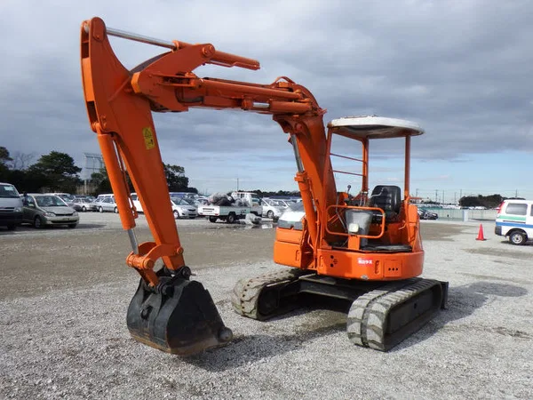 Гусеничный экскаватор Hitachi EX55UR