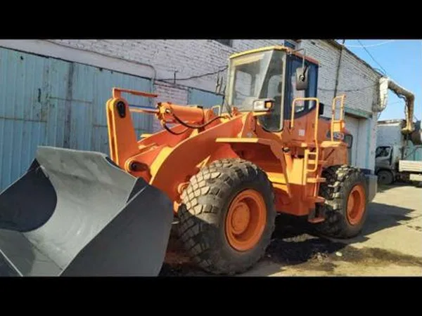 Фронтальный погрузчик Doosan DISD SD300