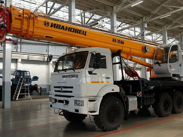 Автокран Ивановец КС-45717К-3Р