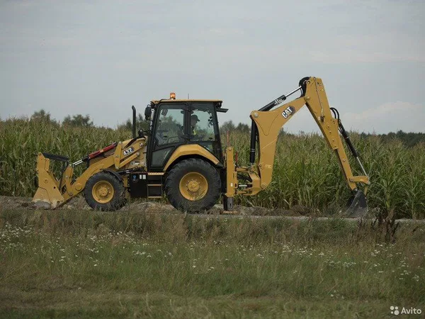 Экскаватор-погрузчик Caterpillar 432