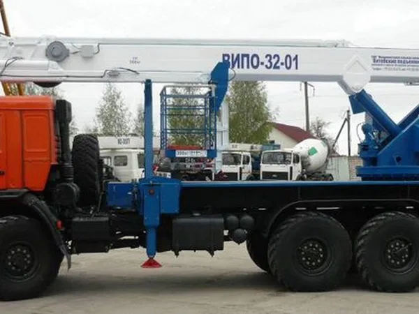 Автовышка КамАЗ 43118 с АГП ВИПО-32-01