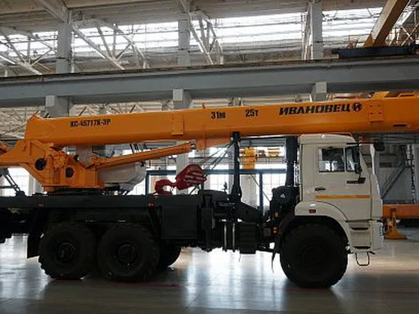 Автокран Ивановец КС-45717К-3Р