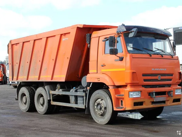 Самосвал КамАЗ 6520-53