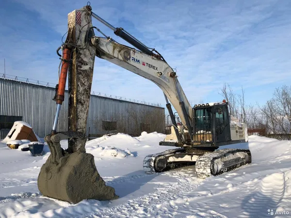 Гусеничный экскаватор RM-Terex TX300
