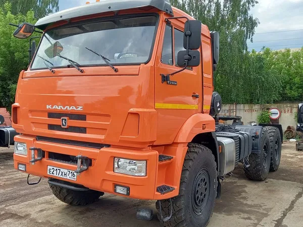 Седельный тягач Камаз 53504