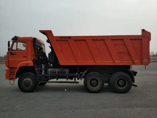 Самосвал КамАЗ 6522-43