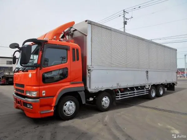 Грузовой фургон Mitsubishi Fuso Super Great