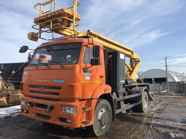 Автовышка КамАЗ 53605 с АГП АПТ-18
