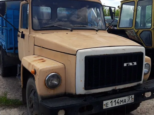 Бортовой грузовик ГАЗ 3307