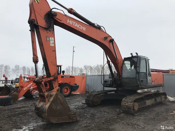 Гусеничный экскаватор Hitachi ZX240LC-3G