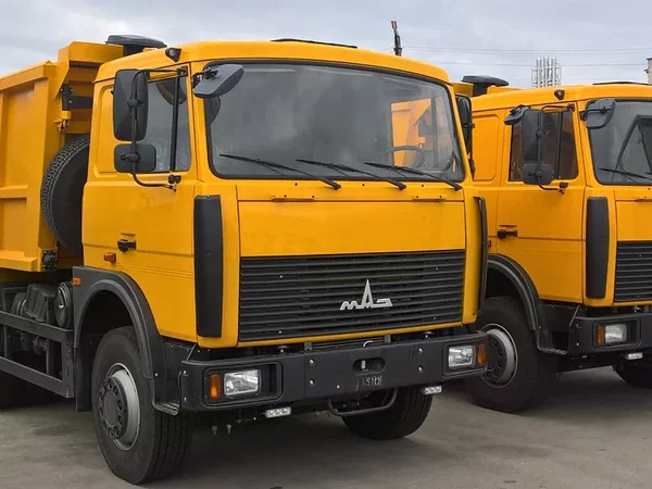 Самосвал МАЗ 5516Х5-480-050