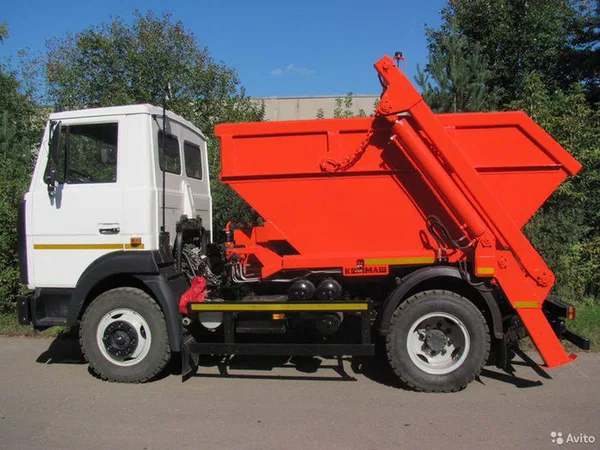 Мусоровоз Коммаш Мценск КО-450-11 на шасси МАЗ 4371