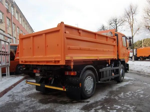 Самосвал МАЗ 5550В5-480-021