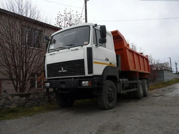 Самосвал МАЗ 6517Х5-480-000