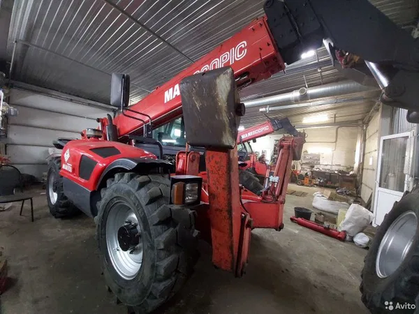 Телескопический погрузчик Manitou MT 1740 SLT