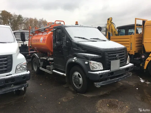Бензовоз ГАЗ C41R13 ГАЗон Next АТЗ 4389JY