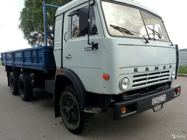 Бортовой грузовик КамАЗ