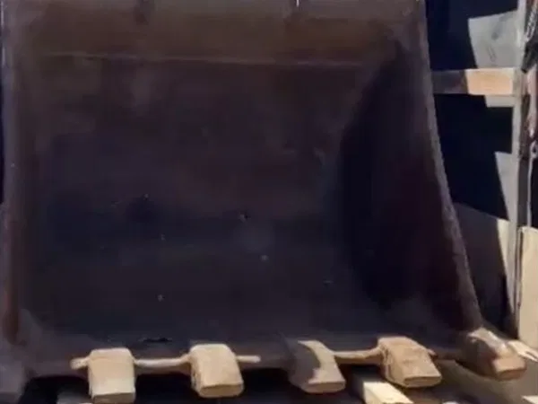Экскаваторный ковш