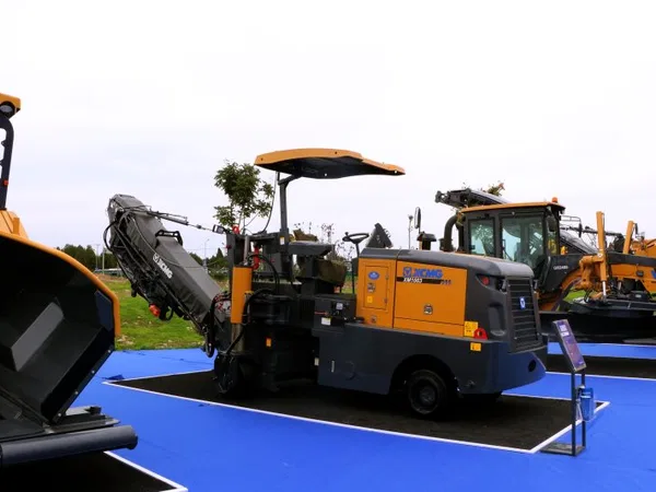 Дорожная фреза XCMG XM1003K